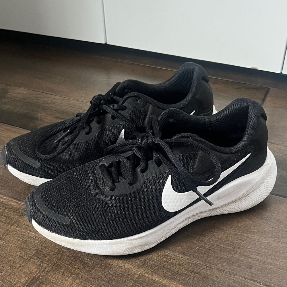 Nike Revolution Running Shoes